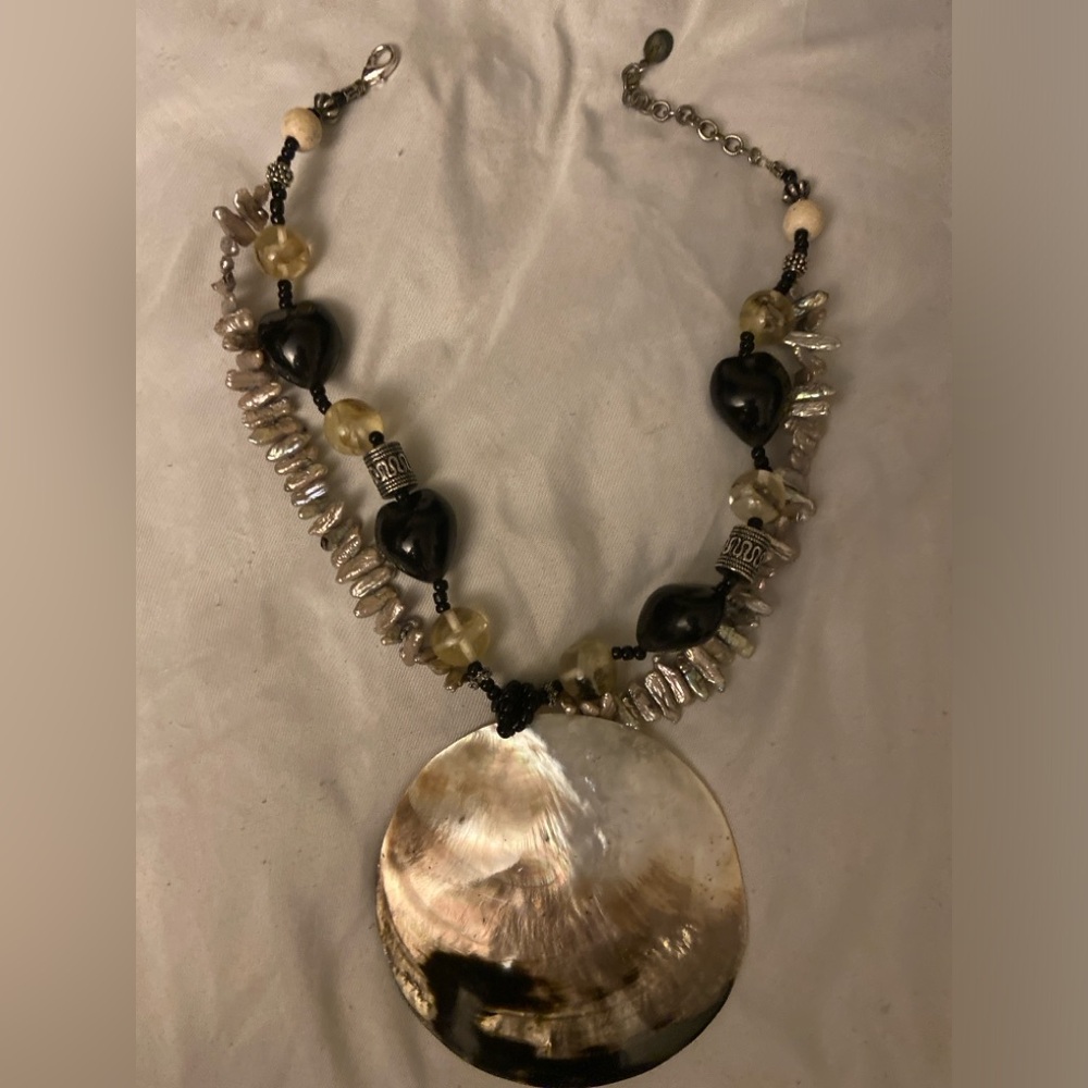 Y2K Maya Evangelista Shell Pendant Necklace Freshwater Pearl Coastal Boho